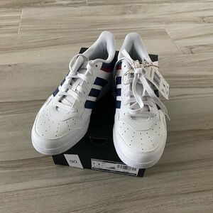 NWT Adidas Hooped 4.0 Men's White Sneakers/Navy Stripes; Size 7 Men’s and 8 Wo